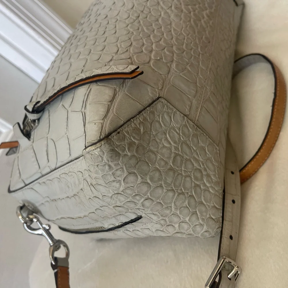 Coach Bleecker Pinnacle Toaster Satchel in Matte Croc Embossed Leather EUC - Picture 8 of 15